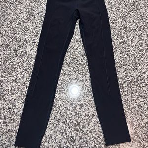 Zyia Ribbed Black leggings 7/8 EUC Size 4